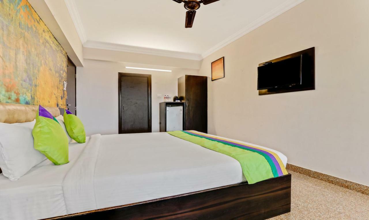 Treebo Trend Sea Coin Hotel Колва Екстериор снимка