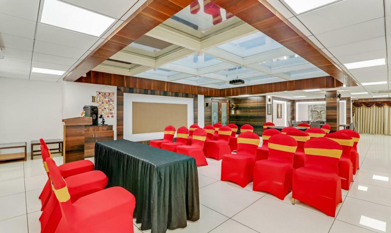 Treebo Trend Sea Coin Hotel Колва Екстериор снимка