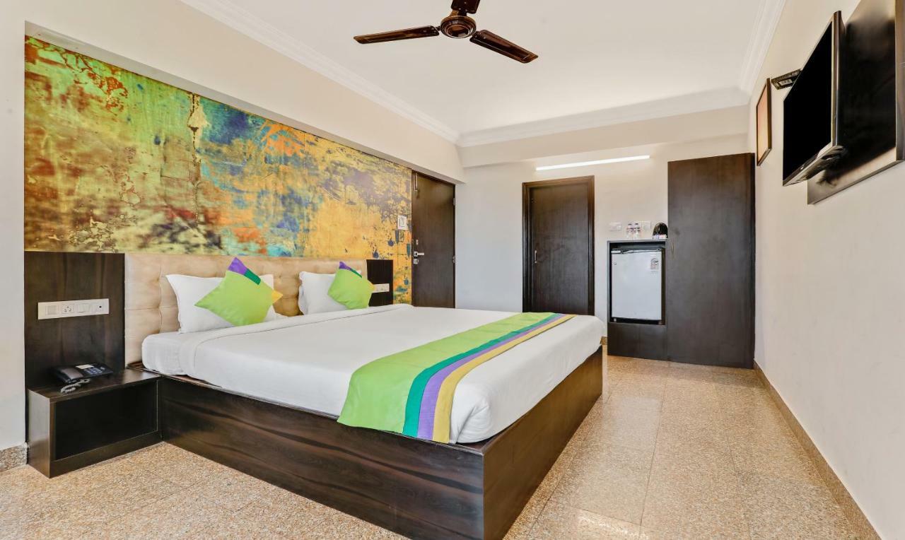 Treebo Trend Sea Coin Hotel Колва Екстериор снимка