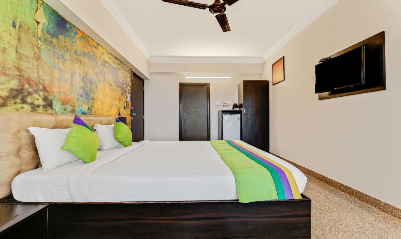Treebo Trend Sea Coin Hotel Колва Екстериор снимка